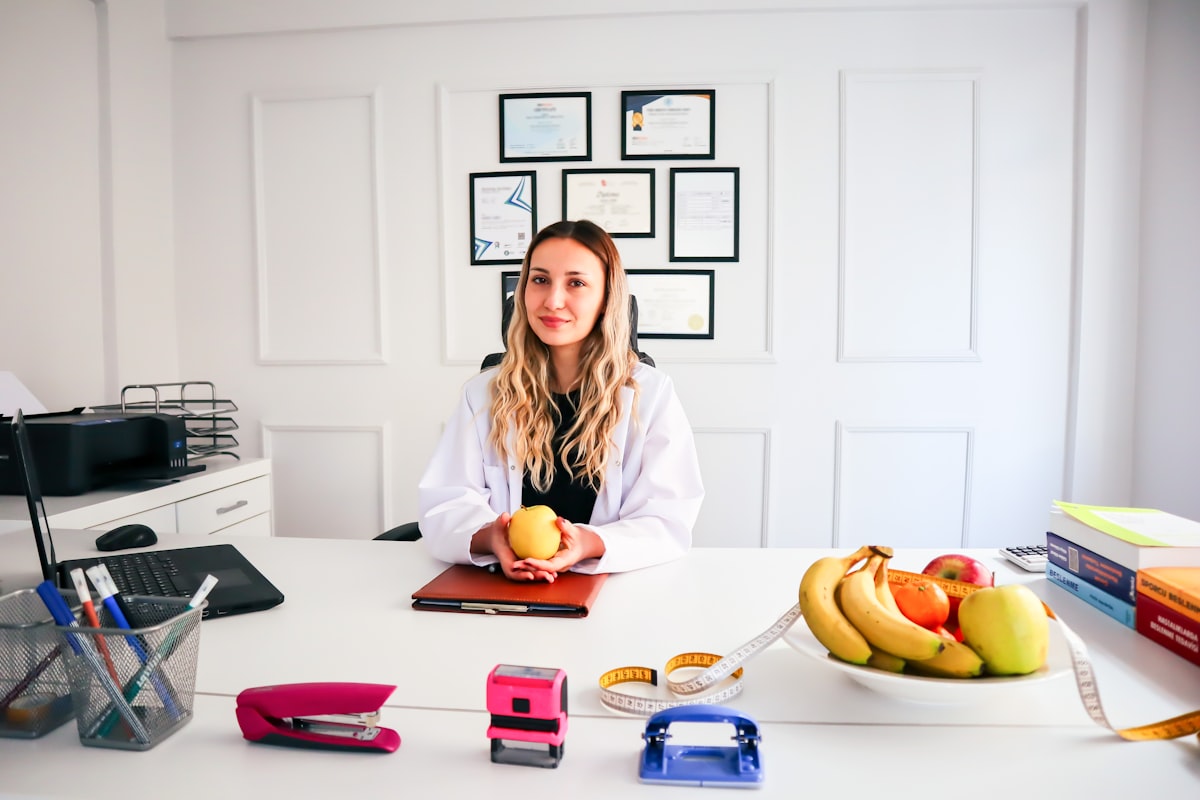 Balanced nutrition and macronutrient information